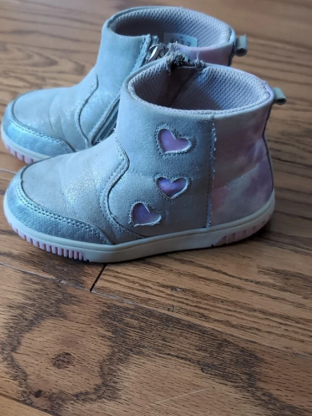 Kids Heart Accent High-Top Sneakers - Pink & Gray